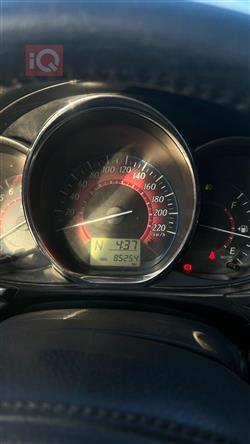 تۆیۆتا یارس